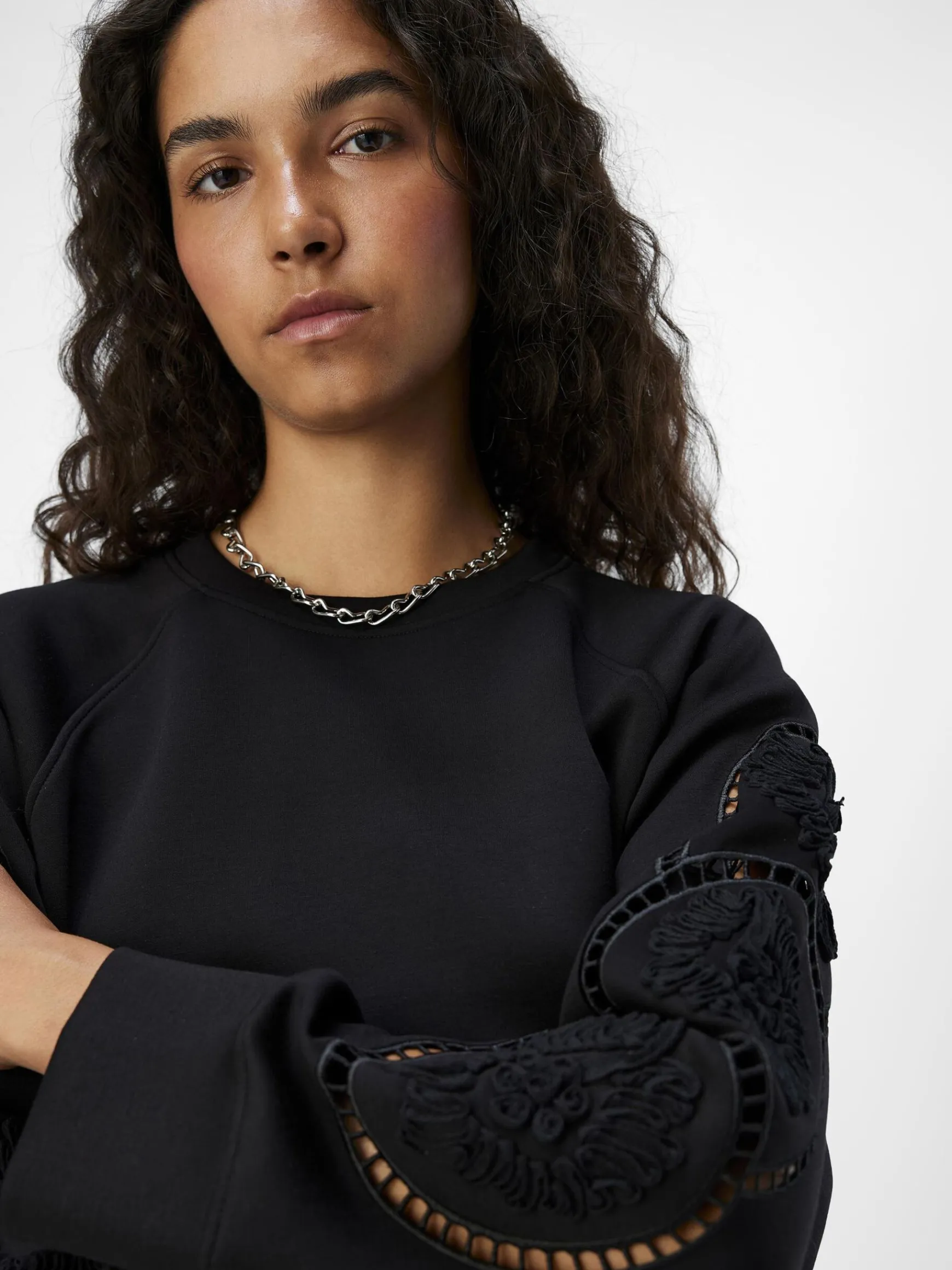 OBJECT Klänningar*BRODYRPRYDD TRÖJKLÄNNING Black