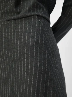 OBJECT Kjolar*KRITSTRECKSRANDIGA MAXIKJOL Dark Grey Melange